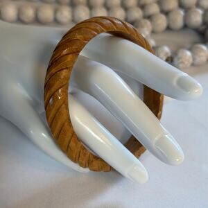 Classic Boho Vintage 1980s Light Oak-Colored 12mm 8" Carved Wood Bangle Bracelet